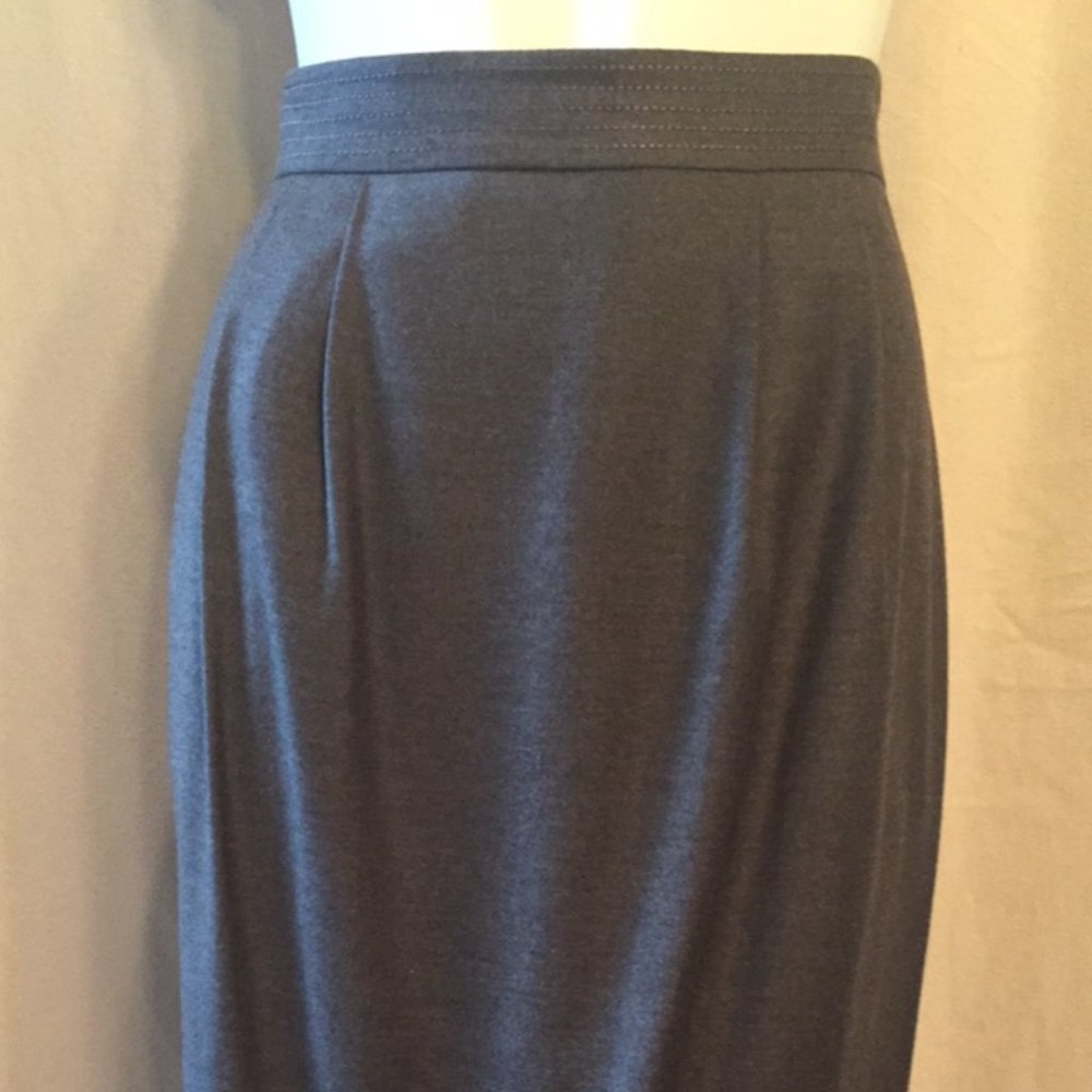 Ellen Tracy Grey Pencil Skirt
